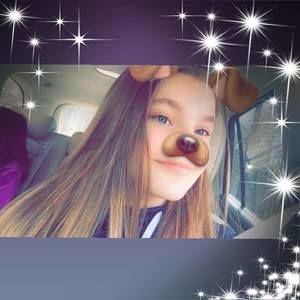 Meet your Posher, Jennalynn